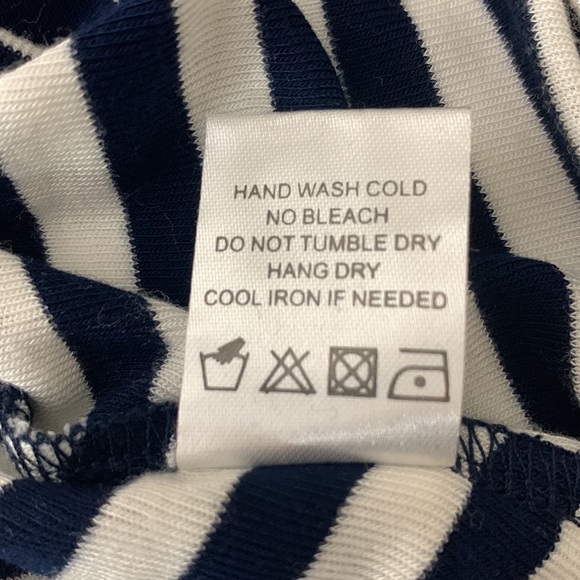 Share Macy Tank Lovers and Friends Color: Navy Stripe
Size: S - Picture 10 of 11